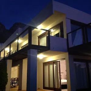 Bateleur Rontree 4* Camps Bay